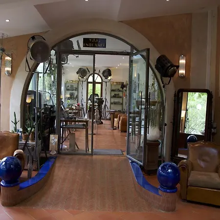 فندق La Ferme Rose-hotel De Charme موستيه سانت ماري
