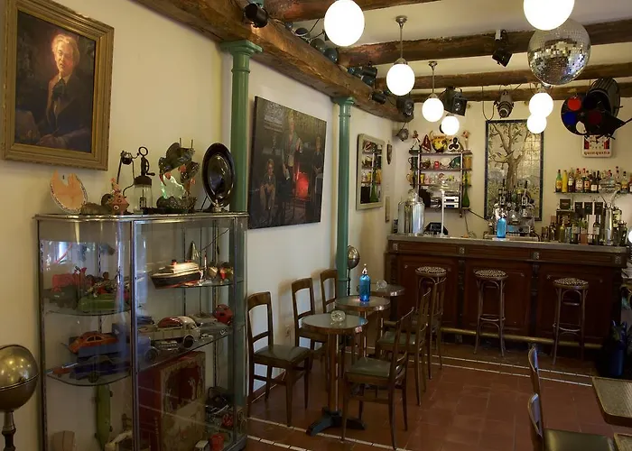 菲尔莫玫瑰迷人酒店 穆斯捷-圣玛丽